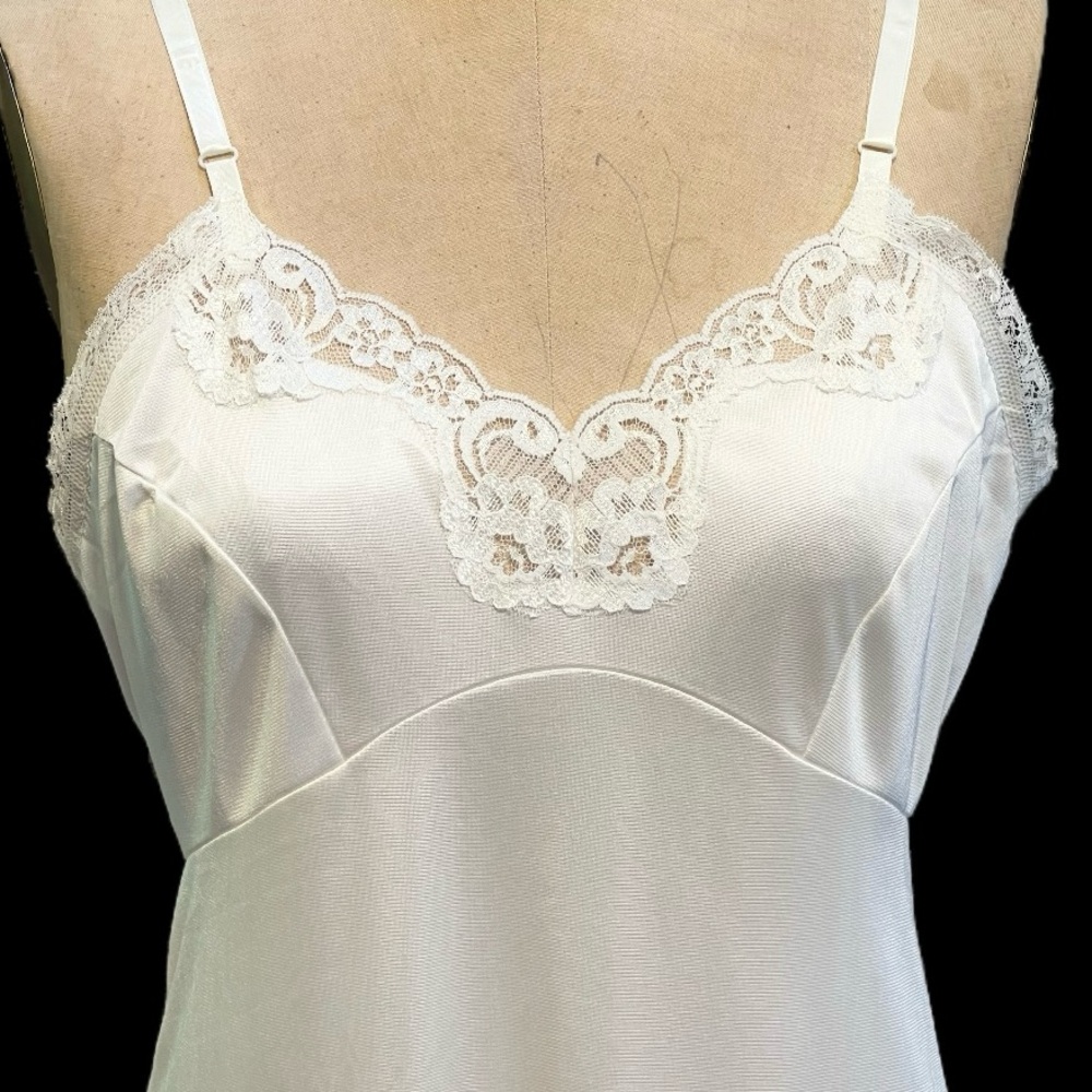 VINTAGE 80s nylon white lace slip dress nightgown JCPENNEY adonna lingerie 70s